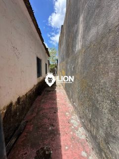 Casa Ampla em Área Comercial – Excelente Oportunidade!