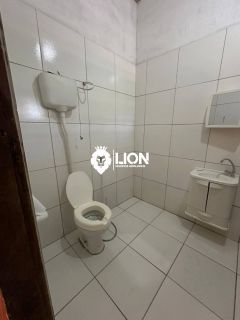 Casa Ampla em Área Comercial – Excelente Oportunidade!