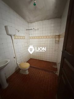 Casa Ampla em Área Comercial – Excelente Oportunidade!