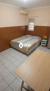 CASA MOBILIADA À VENDA NO JACINTINHO – ESPAÇO, CONFORTO E LAZER COMPLETO!
