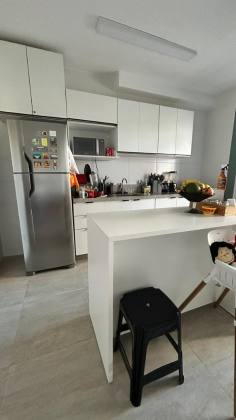 APARTAMENTO À VENDA – PORTEIRA FECHADA!