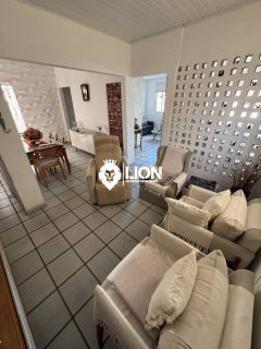 Casa à Venda – Espaço, Conforto e Segurança para sua Família!