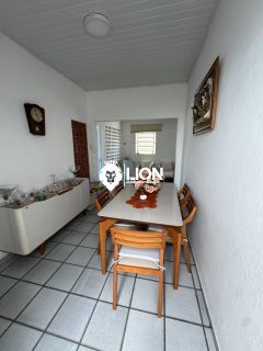 Casa à Venda – Espaço, Conforto e Segurança para sua Família!