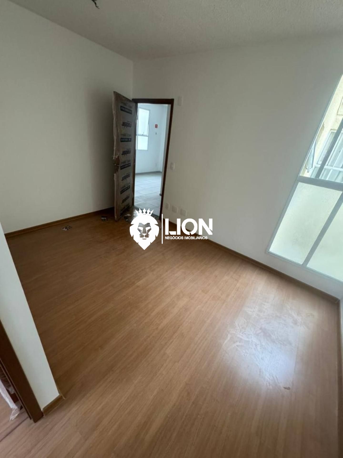 ALUGA-SE APARTAMENTO – EXCELENTE OPORTUNIDADE!