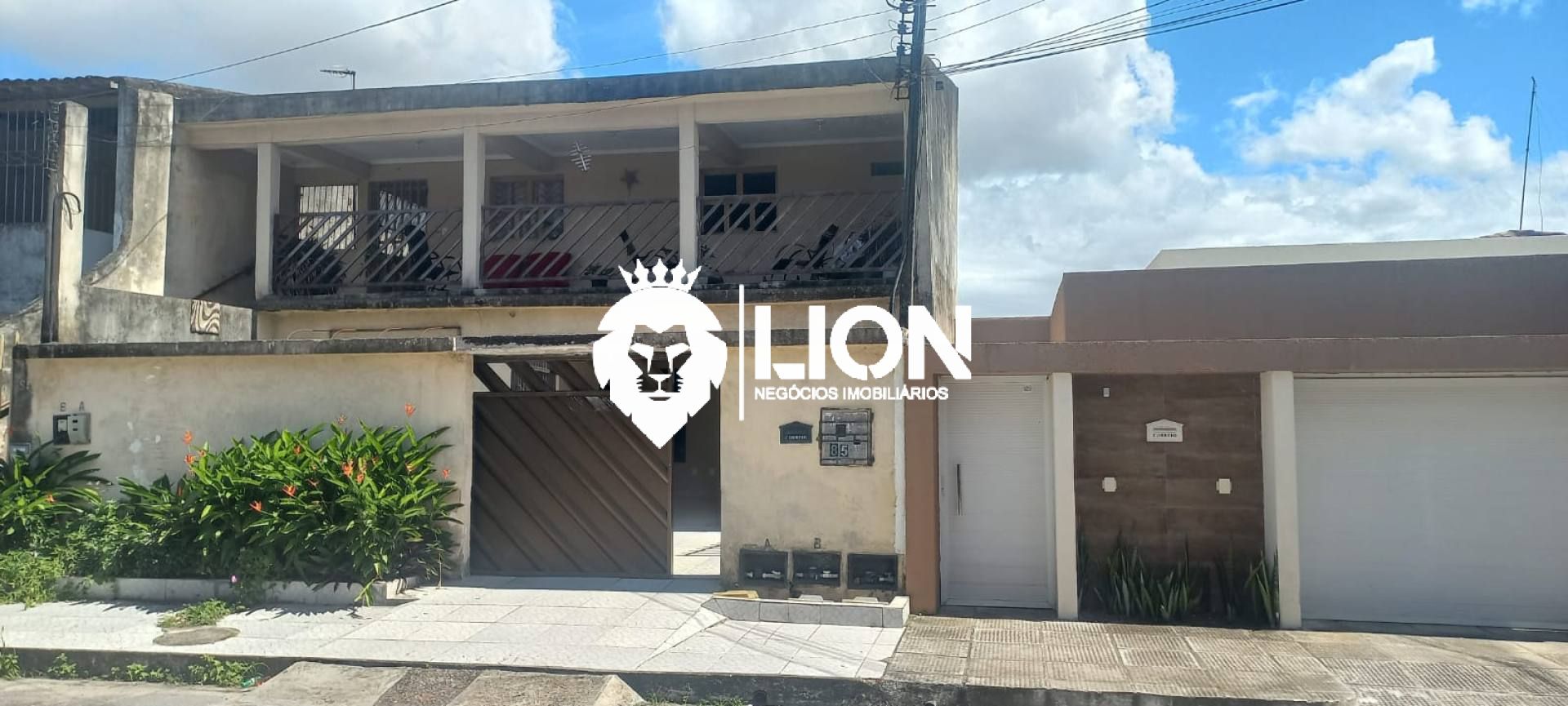 CASA À VENDA – JARDIM FORMOSA