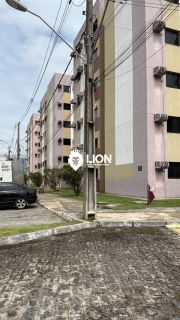 APARTAMENTO À VENDA EM CONDOMÍNIO FECHADO!