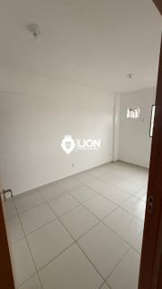 APARTAMENTO À VENDA EM CONDOMÍNIO FECHADO!