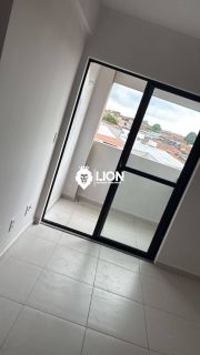 APARTAMENTO À VENDA EM CONDOMÍNIO FECHADO!