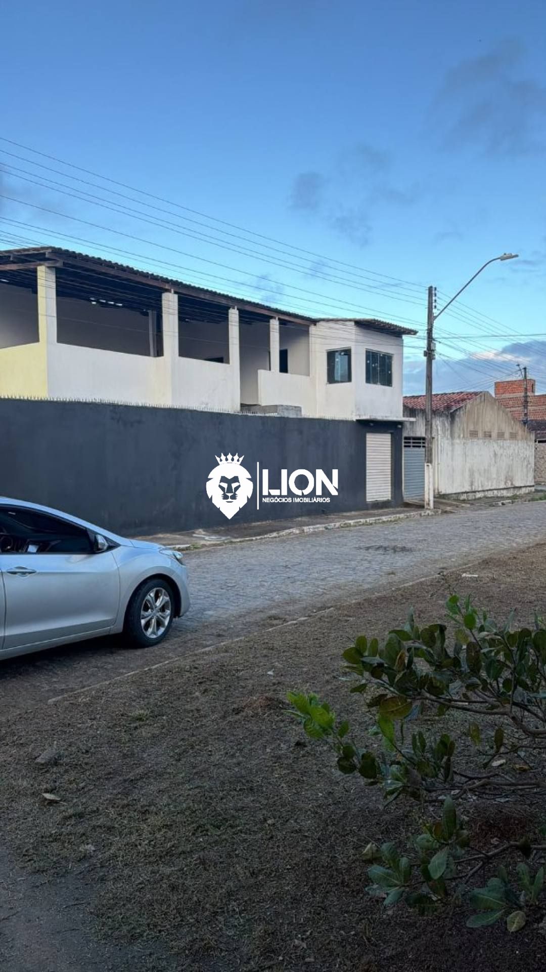 Casa à Venda – Novo Jardim