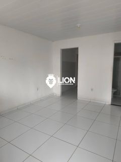 VENDO CASA NO RESIDENCIAL RESERVA DO ALTO!