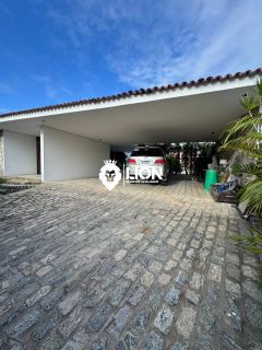 CASA À VENDA | CONFORTO, ESPAÇO E EXCELENTE LOCALIZAÇÃO!