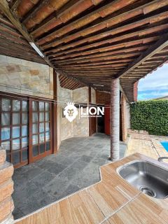 CASA À VENDA | CONFORTO, ESPAÇO E EXCELENTE LOCALIZAÇÃO!