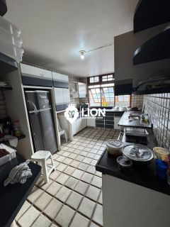 CASA À VENDA | CONFORTO, ESPAÇO E EXCELENTE LOCALIZAÇÃO!