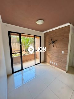 APARTAMENTO À VENDA | RECÉM-REFORMADO