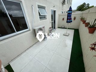 APARTAMENTO À VENDA EM LOCALIZAÇÃO PRIVILEGIADA!