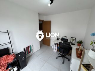 APARTAMENTO À VENDA EM LOCALIZAÇÃO PRIVILEGIADA!