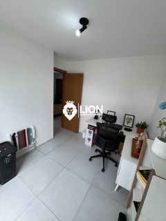 APARTAMENTO À VENDA EM LOCALIZAÇÃO PRIVILEGIADA!