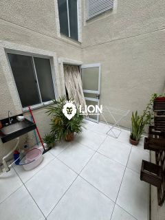 APARTAMENTO À VENDA EM LOCALIZAÇÃO PRIVILEGIADA!
