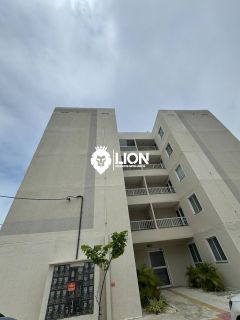 APARTAMENTO À VENDA EM LOCALIZAÇÃO PRIVILEGIADA!