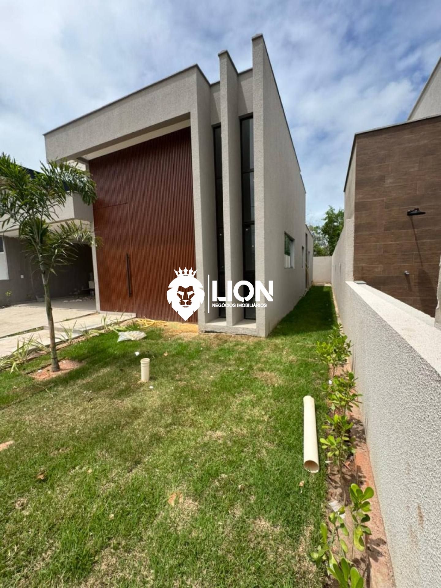 CASA À VENDA | CONFORTO, ELEGÂNCIA E LAZER COMPLETO!