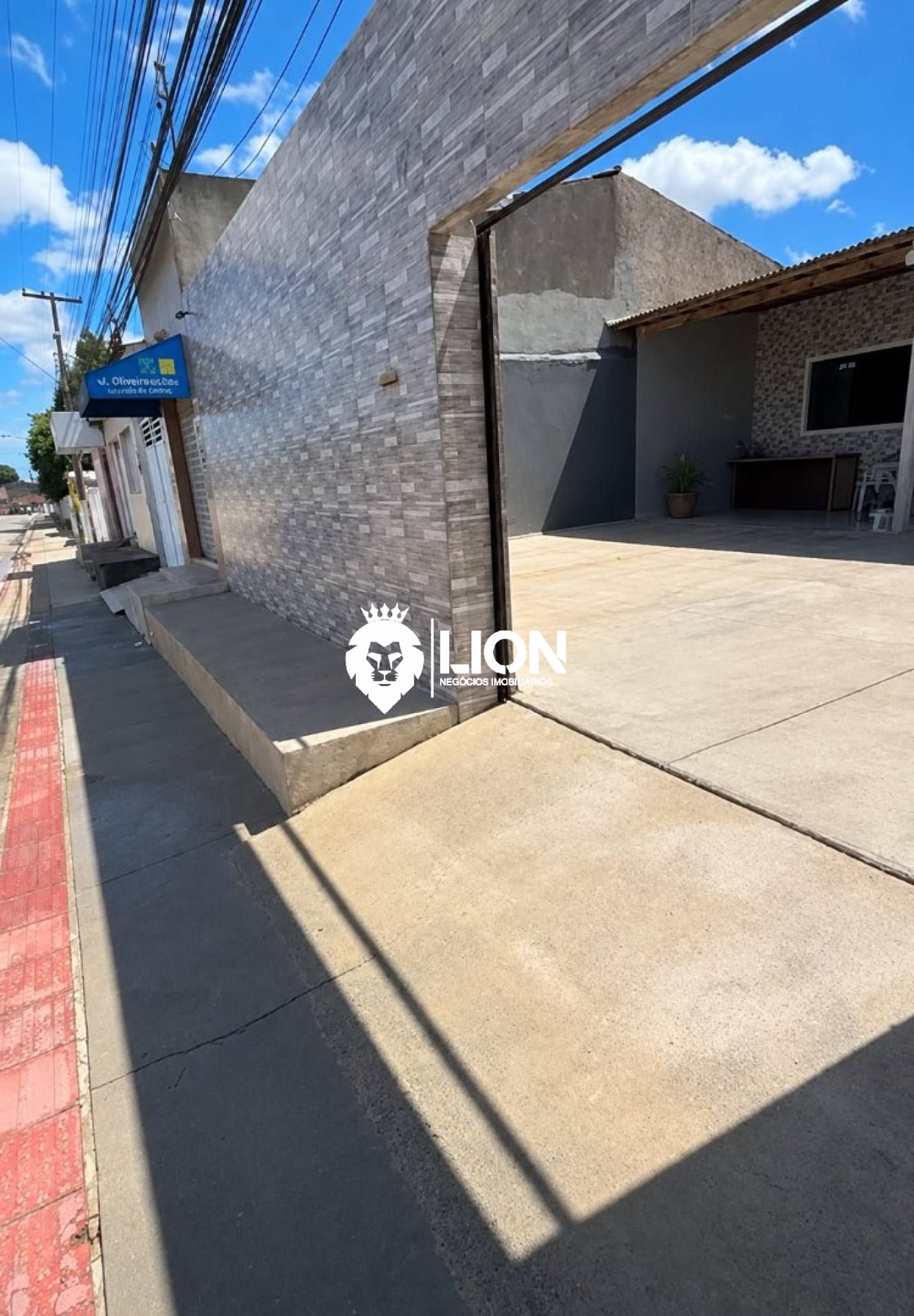 CASA À VENDA NA CIDADE UNIVERSITÁRIA | LOCALIZAÇÃO ESTRATÉGICA