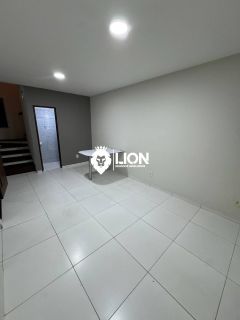 EXCELENTE CASA DUPLEX PARA ALUGUEL
