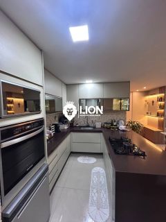 APARTAMENTO À VENDA | SOFISTICAÇÃO, CONFORTO E PORTEIRA FECHADA