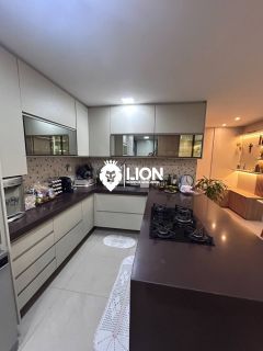 APARTAMENTO À VENDA | SOFISTICAÇÃO, CONFORTO E PORTEIRA FECHADA