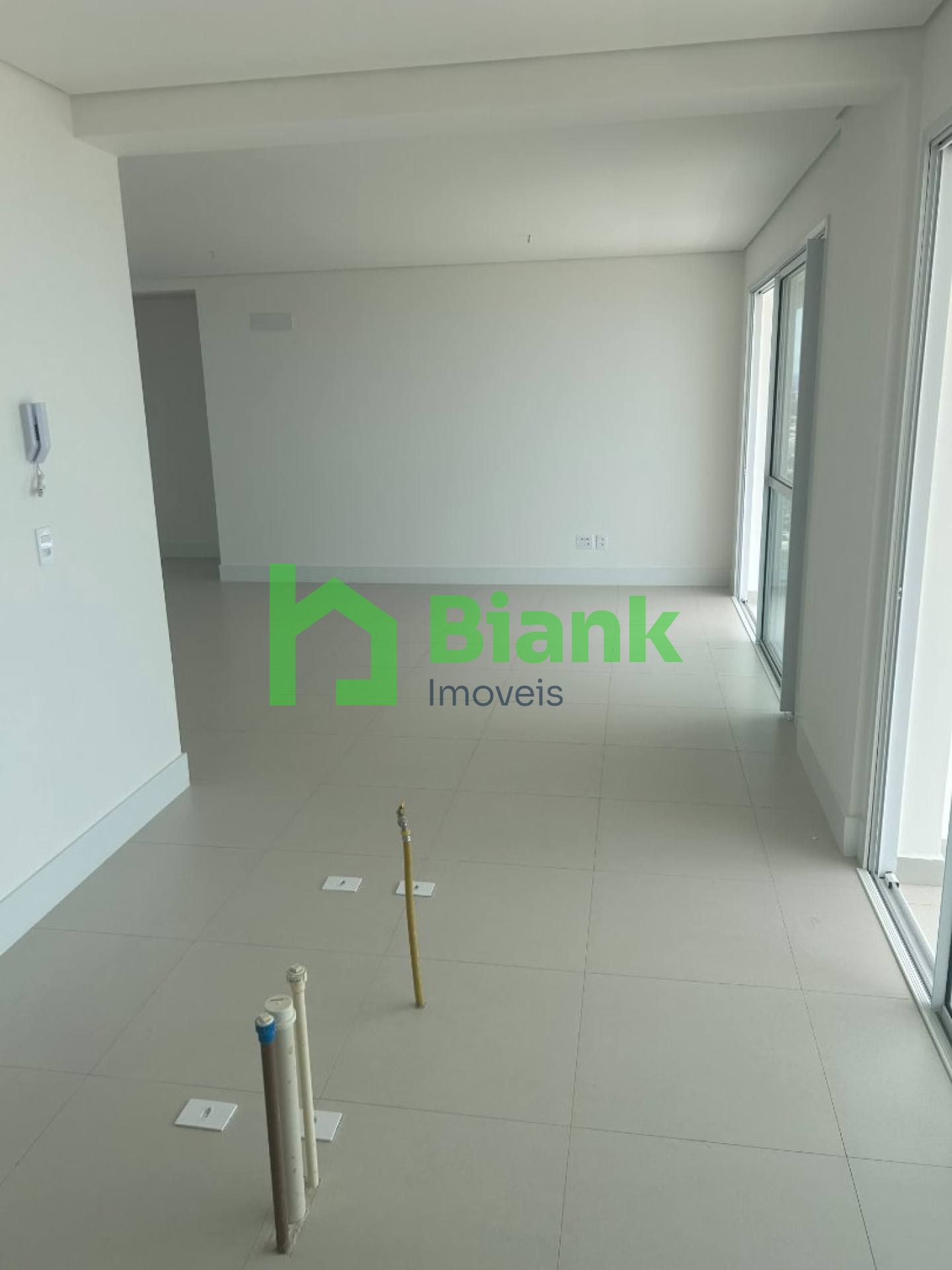 Sua cobertura frente Mar na Penha!