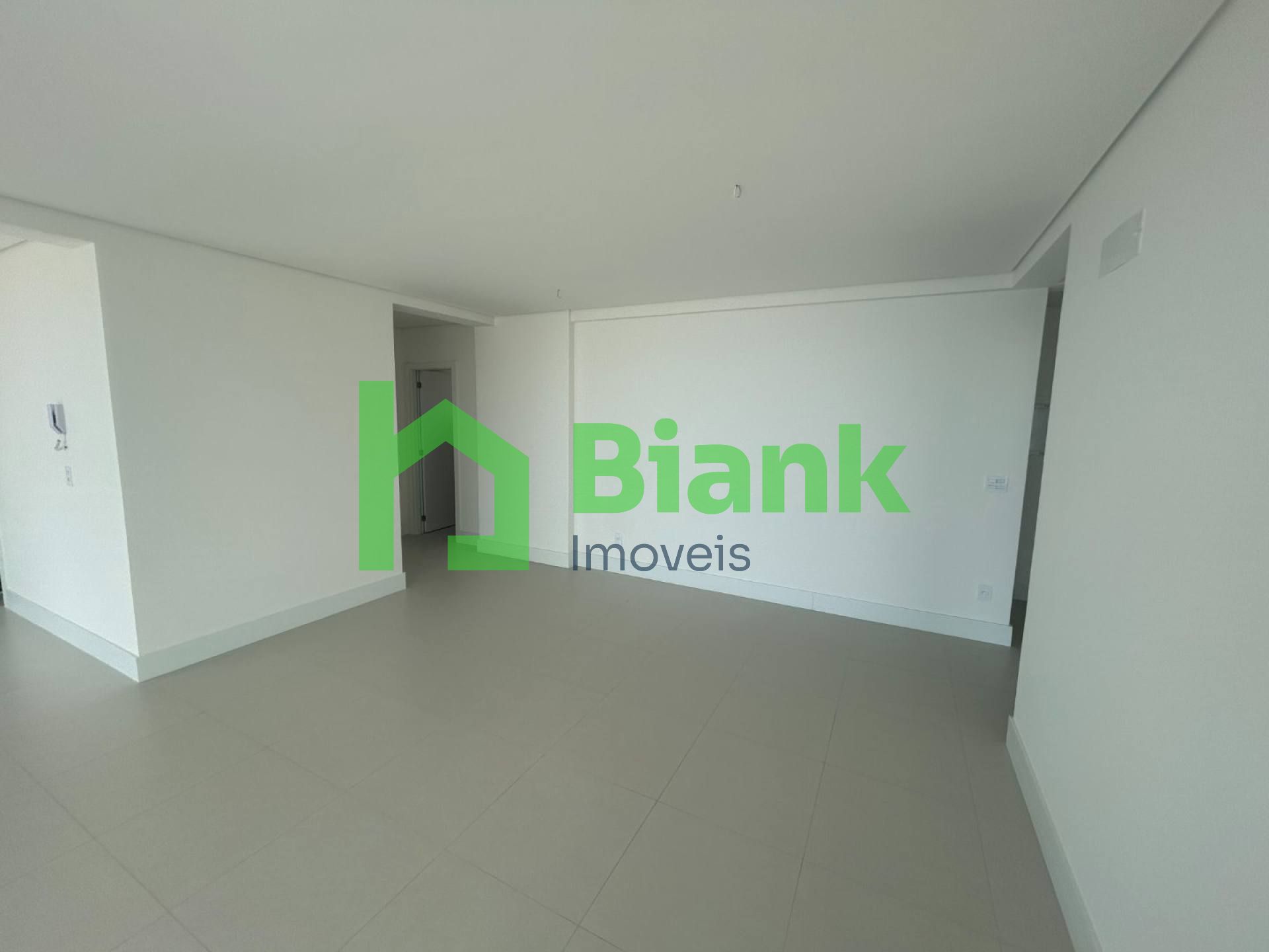 Sua cobertura frente Mar na Penha!