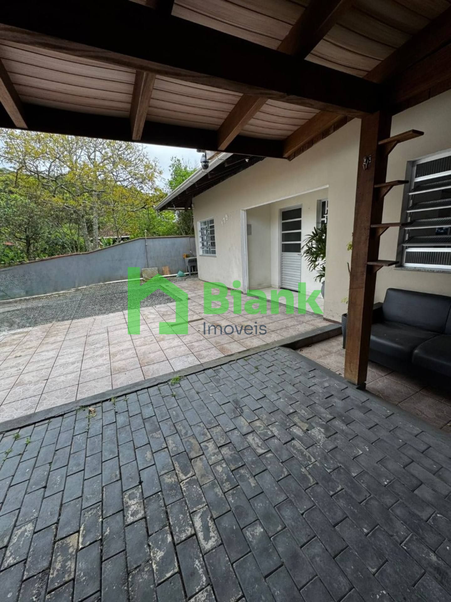 Casa à venda na Meia Praia – Navegantes, a apenas 150 metros do mar!