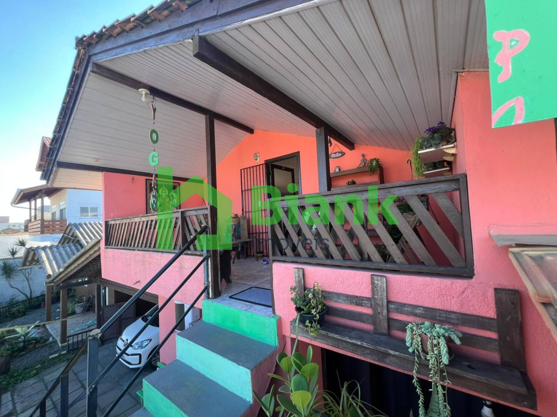 2 Casas no mesmo terreno Frente Mar