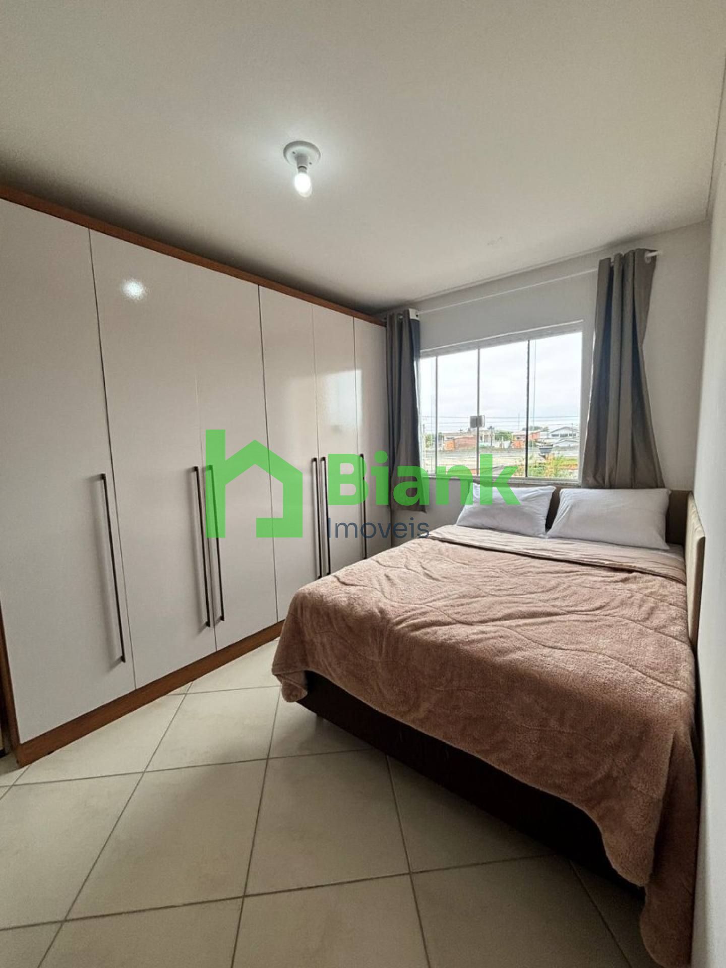 Apto 2 Dorm - Mobiliado Próx. a Havan em Navegantes.