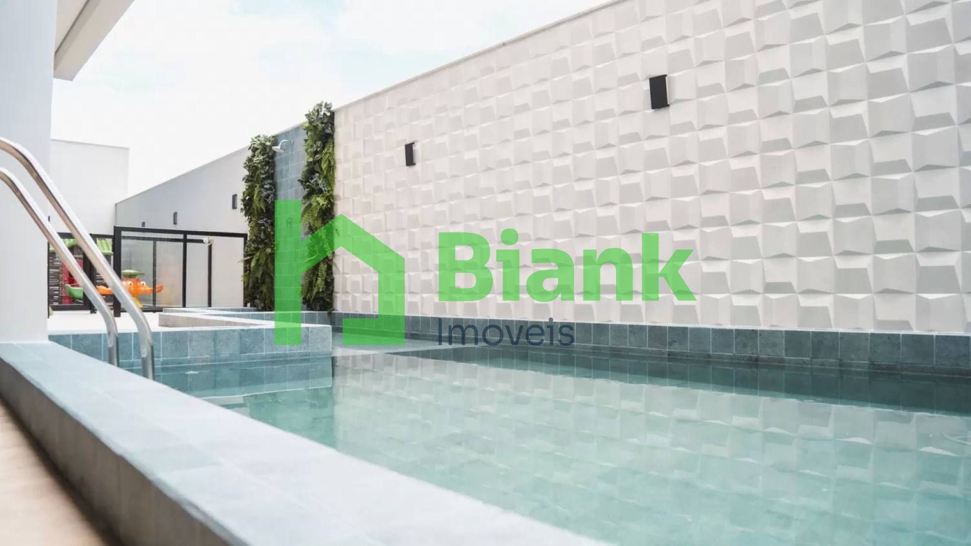 2 Suítes Quadra Mar no Centro de Navegantes