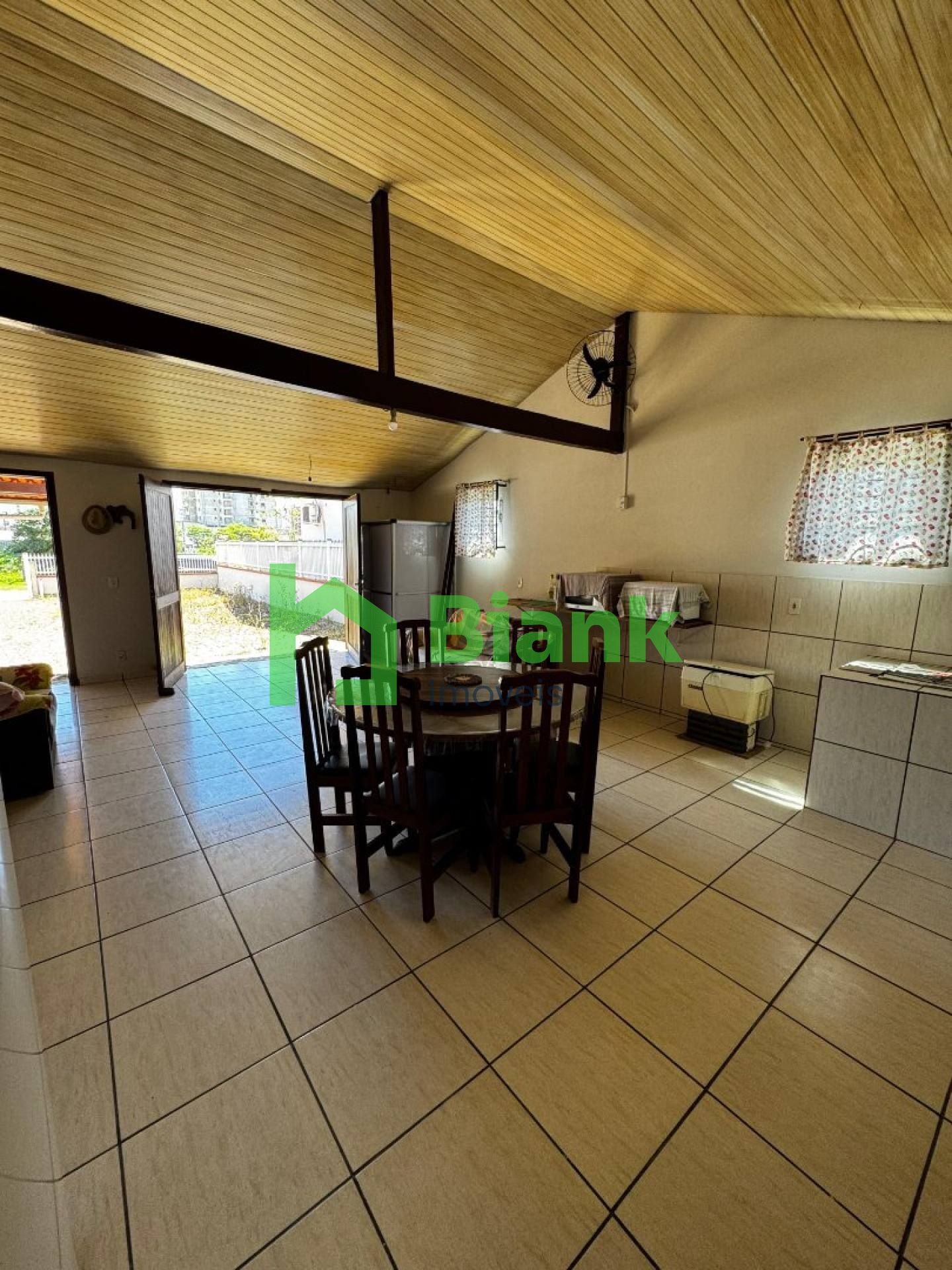 CASA 3 Dorm Próximo ao Mar - Meia Praia Navegantes - VENDA.