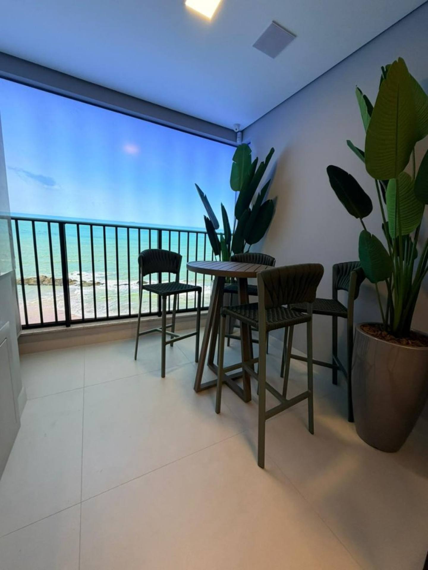 APARTAMENTO ALTO PADRÃO