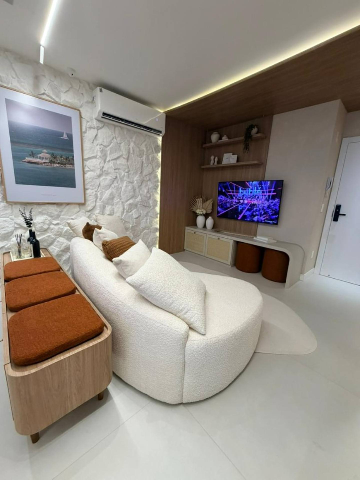 APARTAMENTO ALTO PADRÃO