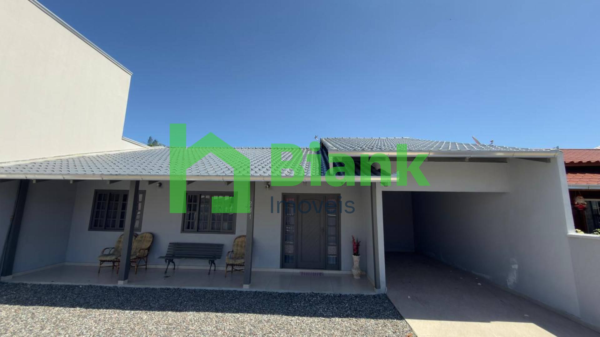 CASA  AMPLA  PARA LOCAÇÃO - GRAVATÁ