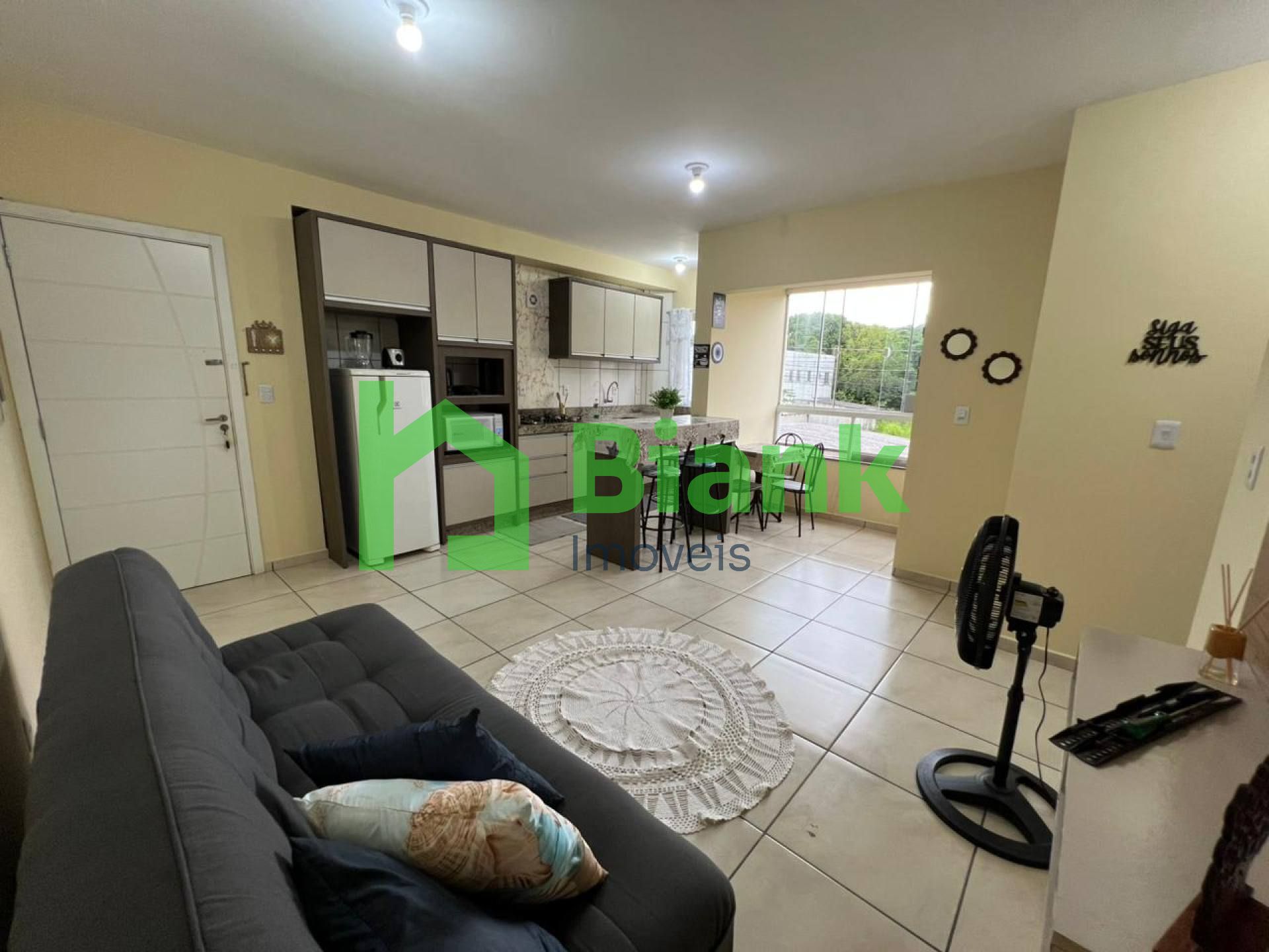 APARTAMENTO NA MEIA PRAIA - NAVEGANTES - VENDA