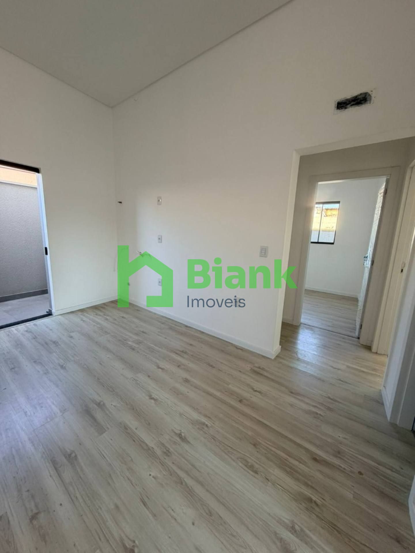 GEMINADO NO CENTRO DE NAVEGANTES - LOCAÇÃO