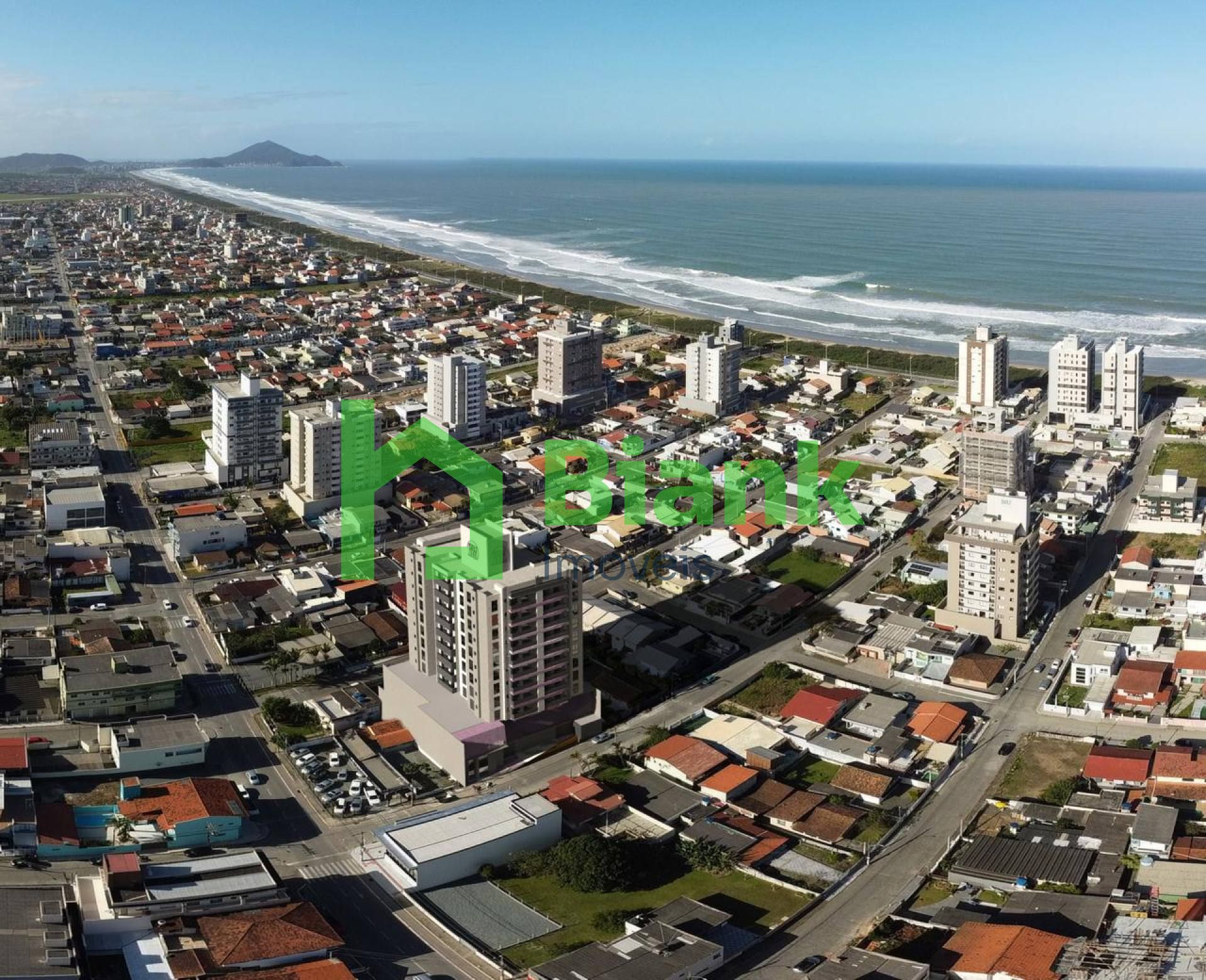 Apto Quadra Mar no Centro 2 suítes - Próximo de Entrega.