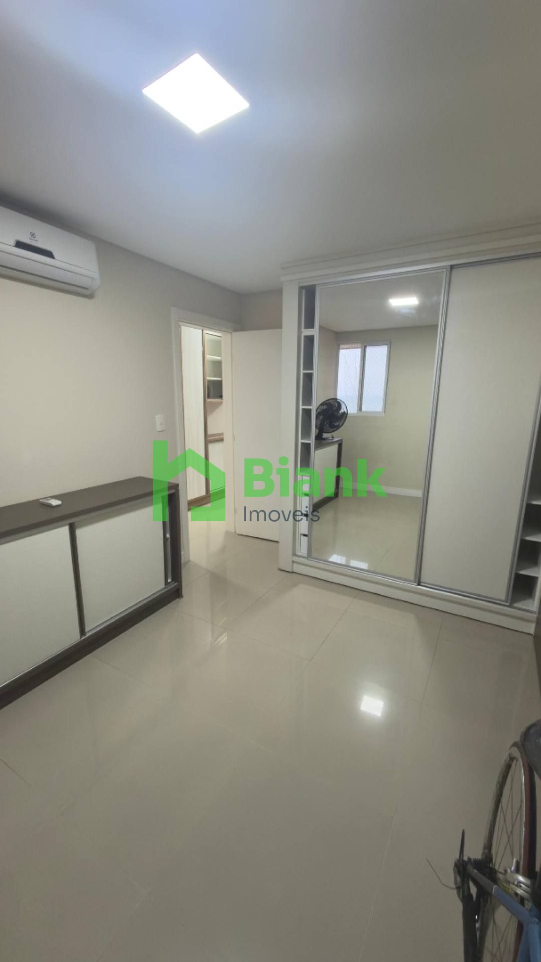 APARTAMENTO 2 QUARTOS + 1 SUÍTE -  GRAVATÁ - VENDA