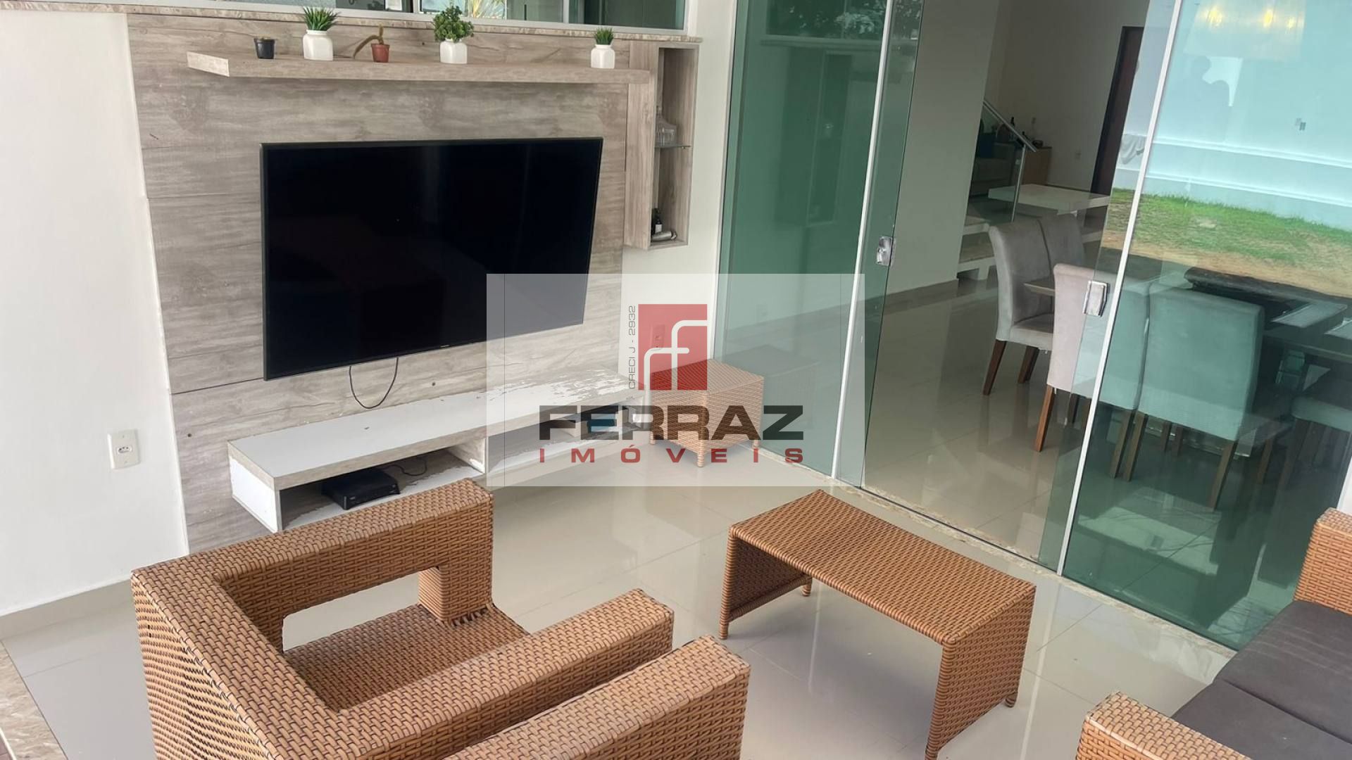 Casa duplex em condomínio para venda, nova parnamirim,  quatro suítes, três com closet, master com closet e hidro, quatro vagas, condomínio com lazer e portaria 24h.