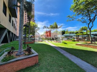 Apartamento venda bairro de candelária, sala, varanda, dois quartos, suíte, lazer, andar alto, sombra, portaria presencial