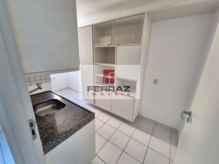 Apartamento venda bairro de candelária, sala, varanda, dois quartos, suíte, lazer, andar alto, sombra, portaria presencial