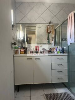 Casa venda nova parnamirim, quatro quartos, suíte com closet, banheiro social, cozinha, dependência, piscina