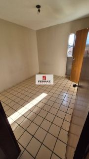 Apartamento aluguel ponta negra, três quartos, duas suítes, banheiro social, primeiro andar, duas vagas