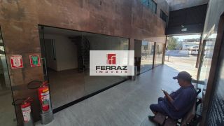 Loja para locação em empresarial no bairro de lagoa nova, amplo estacionamento, lojas com mezanino, acessibilidade, segurança