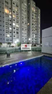 Apartamento para locação no bairro de Ponta Negra, sala com varanda, dois quartos, uma suíte, lazer, elevador, portaria 24h presencial