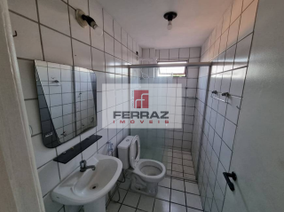 Apartamento com 3 Quartos, suite, banheiro social, piscina, reformado
